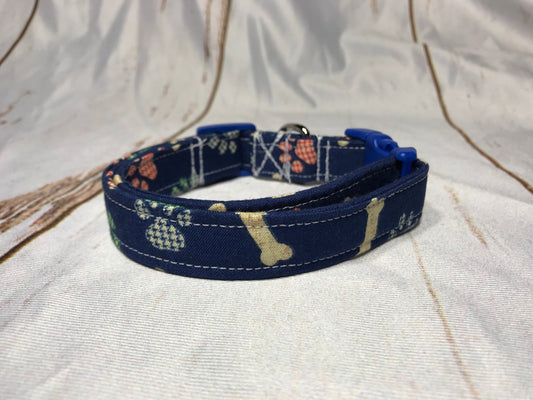 Bone dog collar, blue dog collar, dog collar boy, bones, blue bones, adjustable, washable, eco friendly collar, dog collar for boy, male