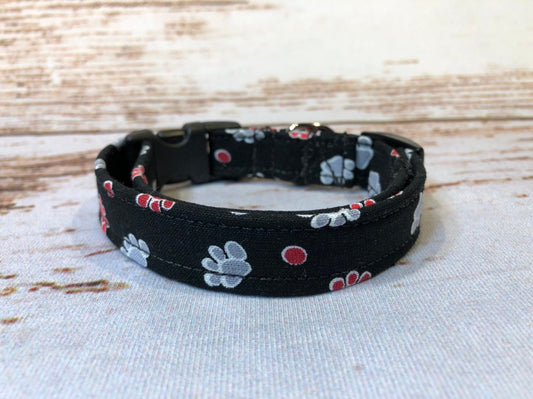 Dog Collar, boy dog collar, martingale collar, adjustable collar, buckle dog collar, paw prints, black, paws, gray, red, paw print