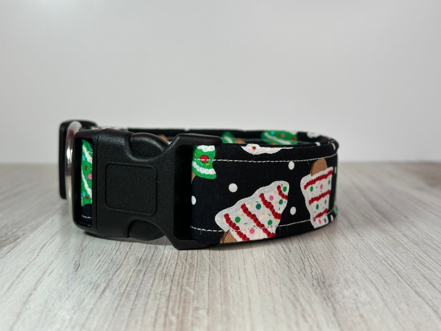 Christmas snack cake, food Dog collar, handmade side release dog collar