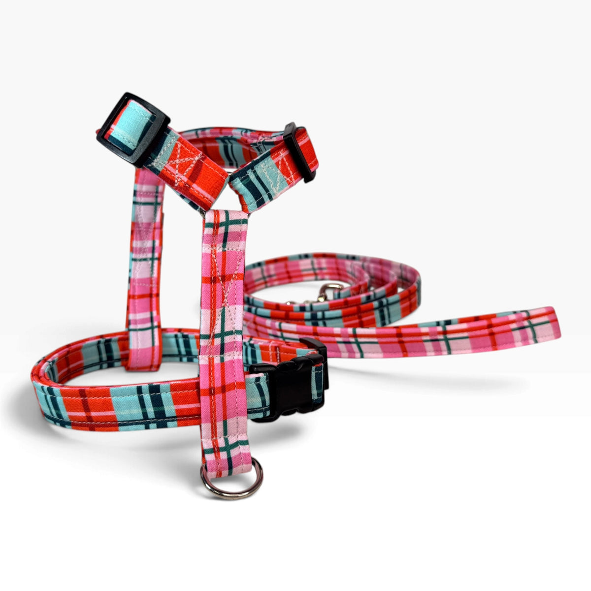 Christmas Present Plaid Handmade Dog harness, Standard roman harness or Step in harness. With or without matching leash