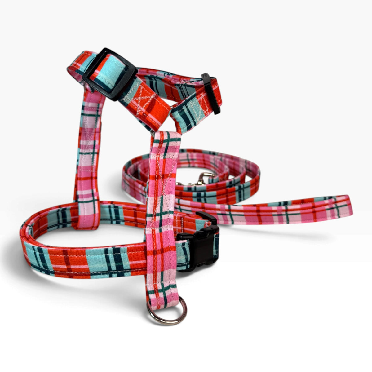 Christmas Present Plaid Handmade Dog harness, Standard roman harness or Step in harness. With or without matching leash
