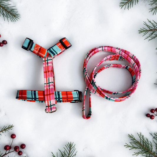 Christmas Present Plaid Handmade Dog harness, Standard roman harness or Step in harness. With or without matching leash