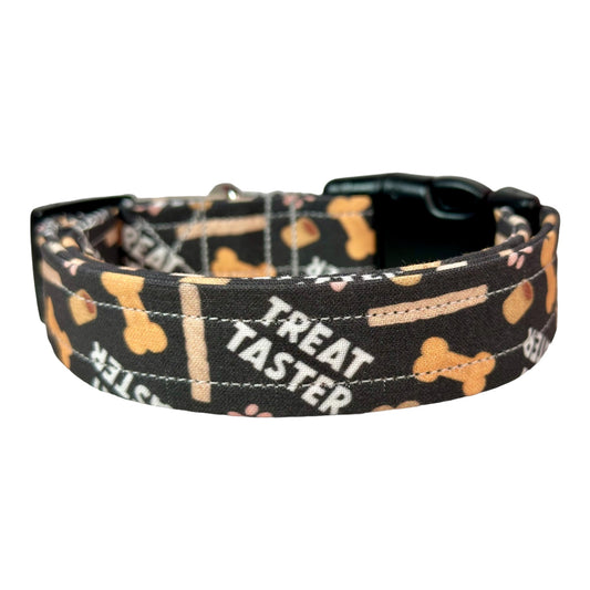 Treat Taster Dog collar, handmade side release dog collar, adjustable and washable (Pink Paws Treat Taster)