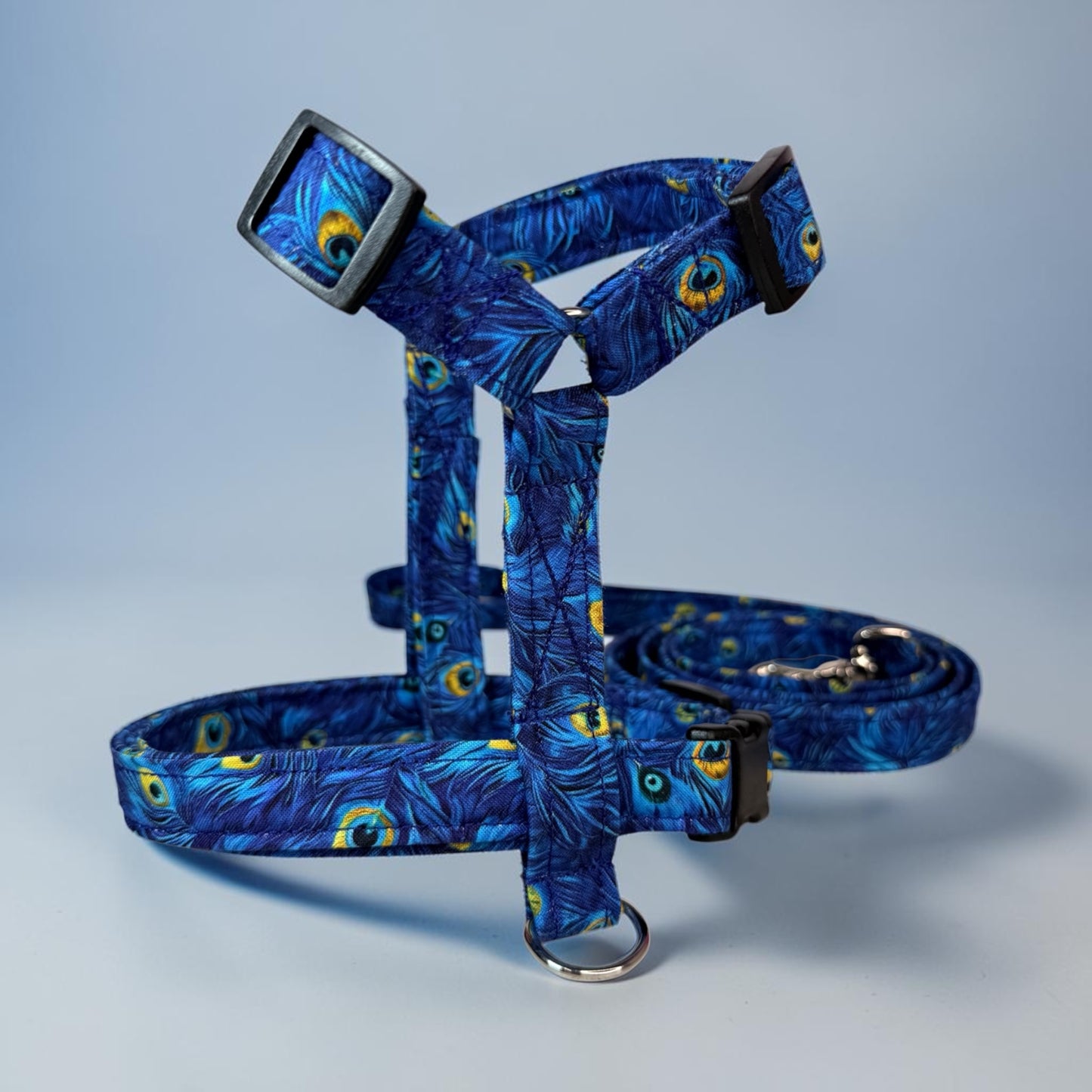 Peacock Feather Dog harness, Standard roman harness or Step in harness. With or without matching leash