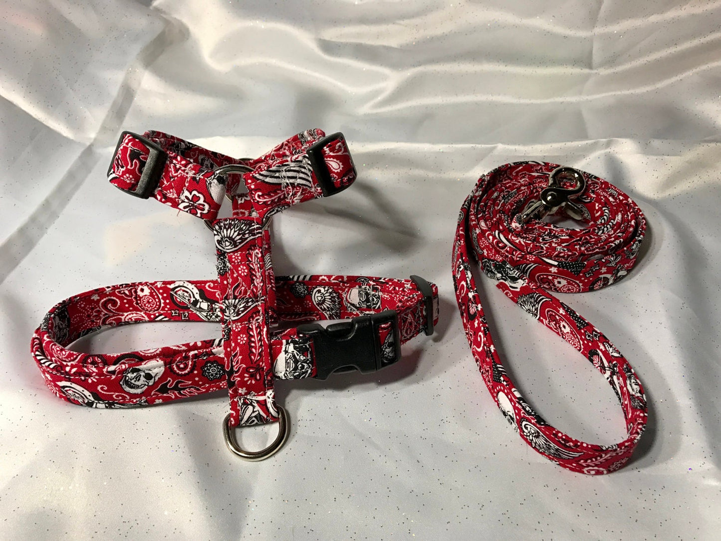 Dog harness, Harness and leash, step in harness, standard harness, dog harness set, adjustable, Biker, skull, motorcycle, flame, bandana