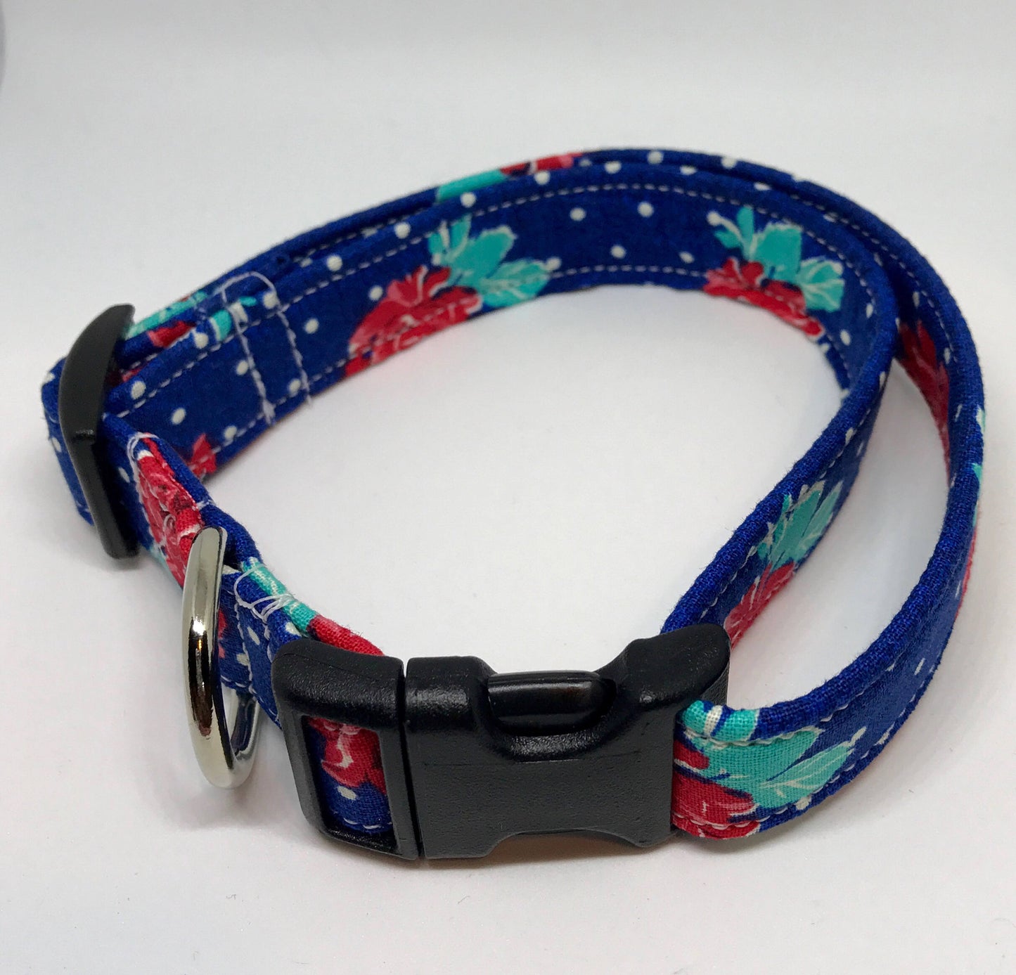 Dog Collar, girl dog collar, floral dog  collar, side release collar, adjustable collar, buckle dog collar, blue, polka dots, roses, rose