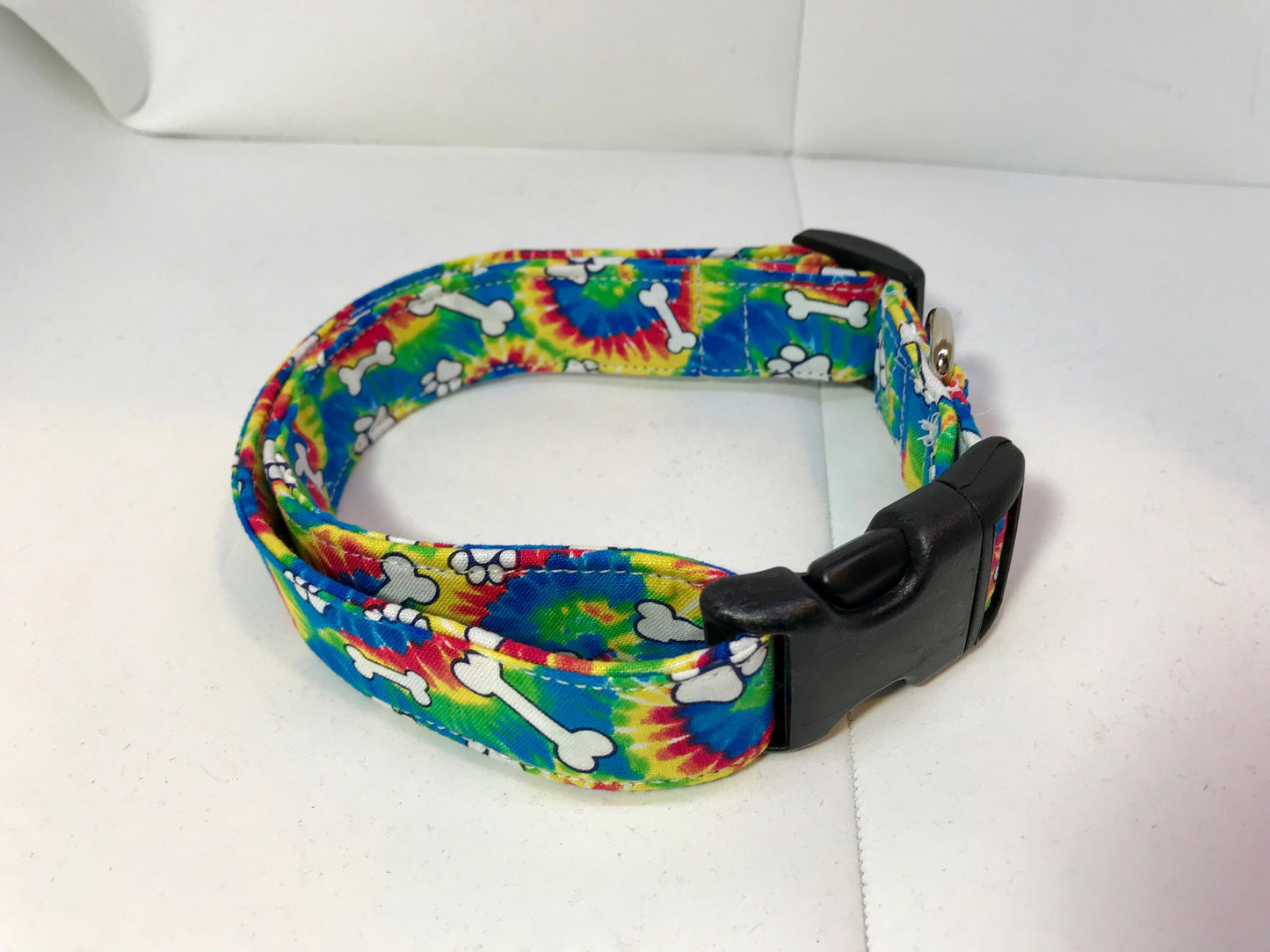 Dog Collar, dog collar boy, tie dye dog collar collar, fabric, adjustable collar, buckle dog collar, tie dye, bones, paws, hippy, tie dye print