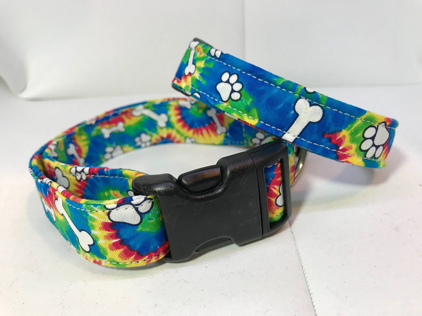 Dog Collar, dog collar boy, tie dye dog collar collar, fabric, adjustable collar, buckle dog collar, tie dye, bones, paws, hippy, tie dye print