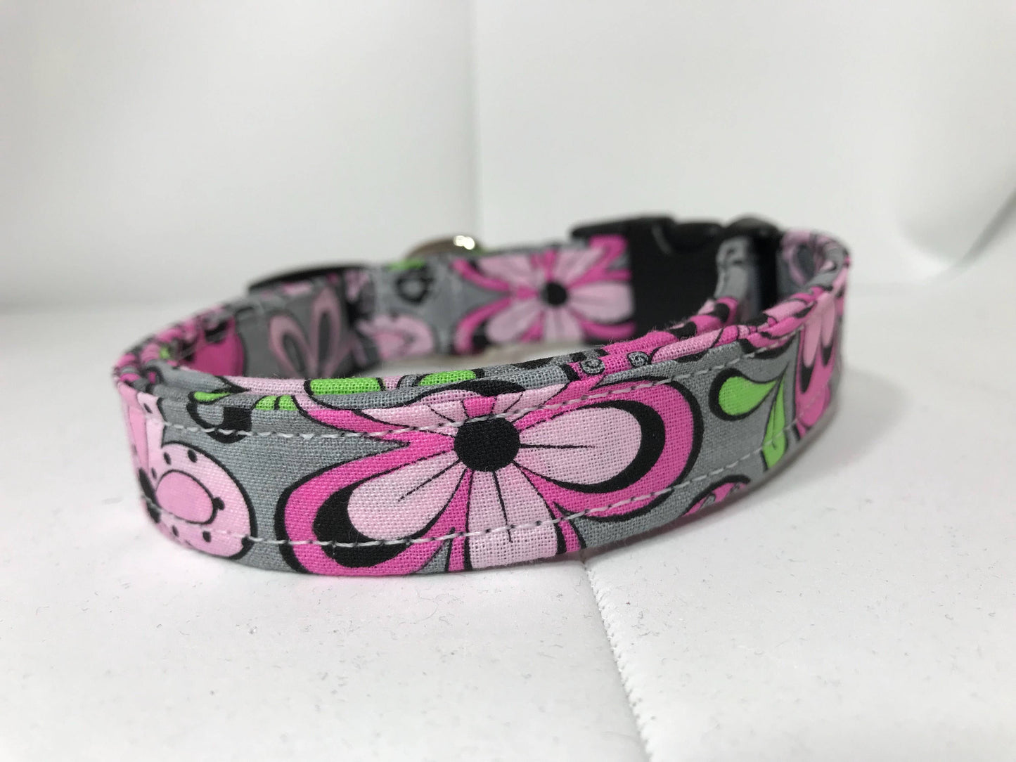 Dog Collar, girl dog collar, floral dog  collar, martingale, adjustable collar, buckle dog collar, pink, flowers, gray, grey, pink flowers