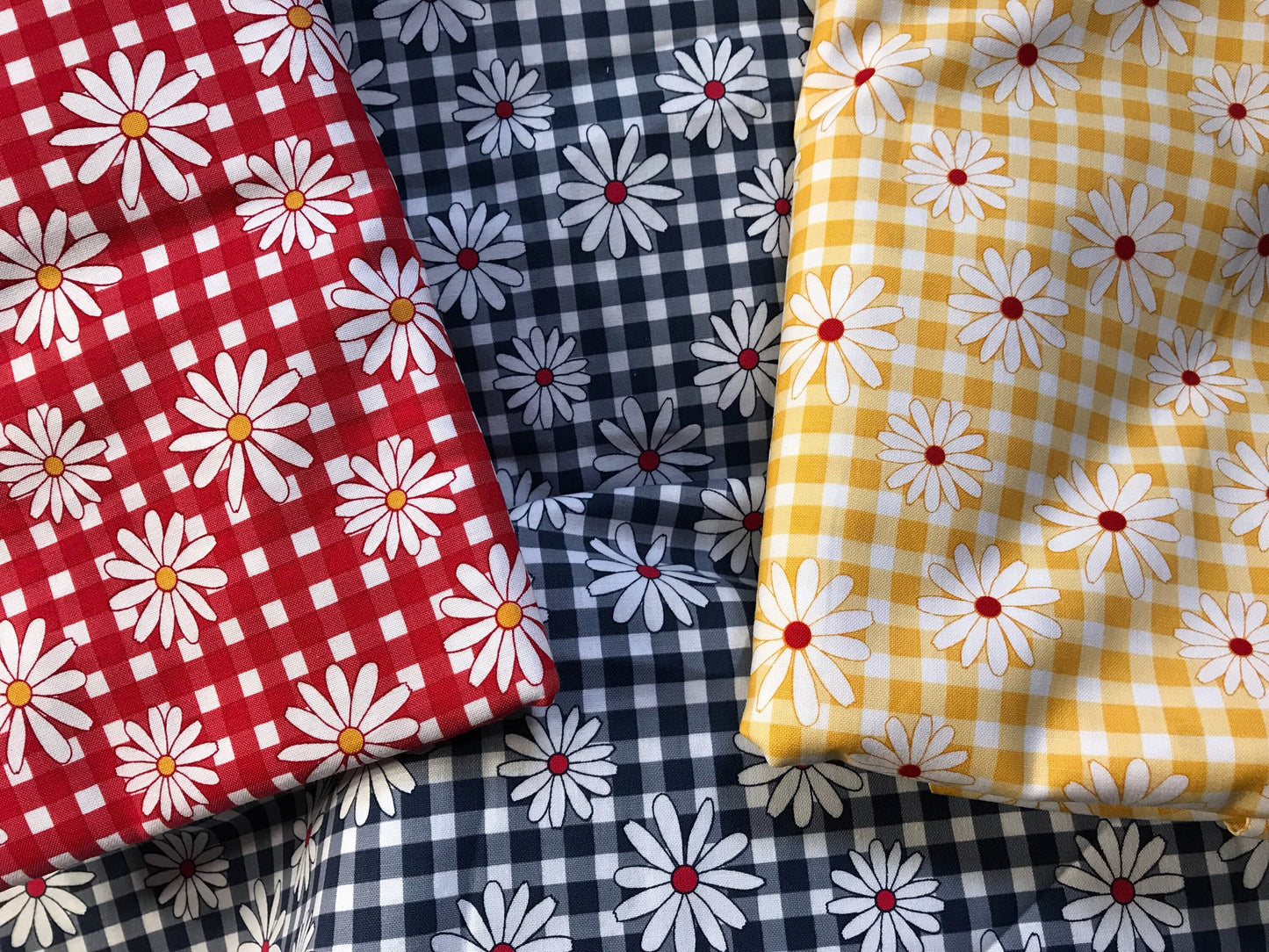 Gingham and daisies dog Harness and leash set, step in harness, standard harness, dog harness set, gingham, dog harness girl, daisies, blue, red, yellow