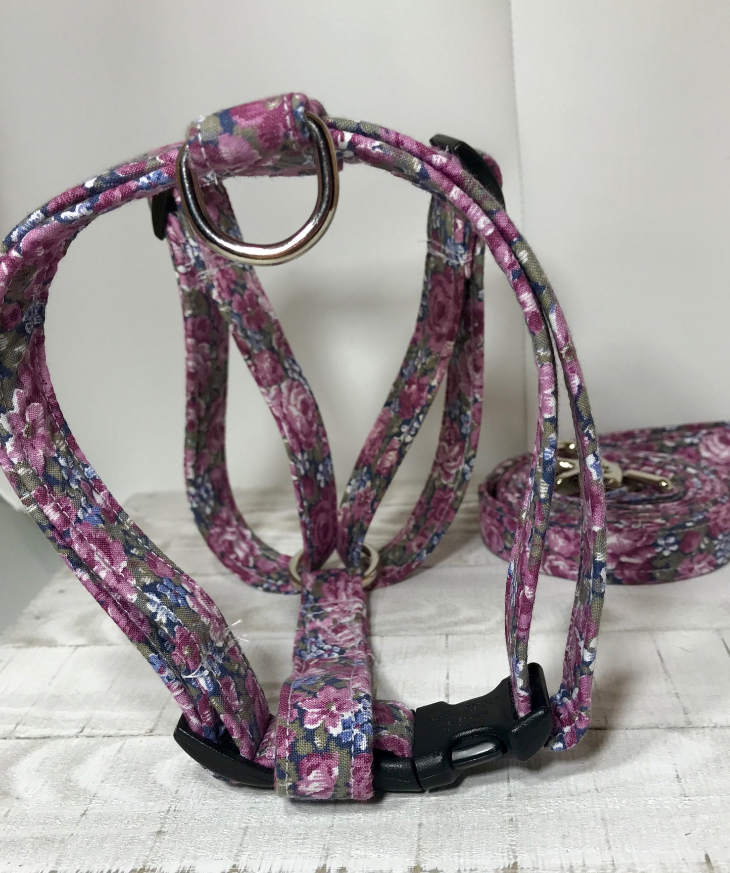 Dog harness, Harness and leash, step in harness, standard harness, dog harness set, dog halter, girl, vintage, purple rose, purple floral