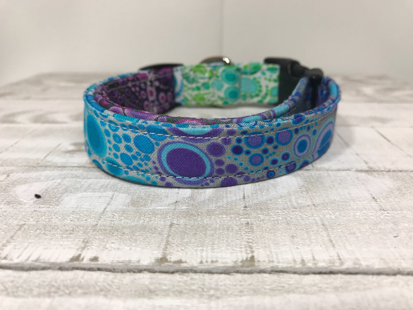 Bubble Dog Collar, girl dog collar, boy dog collar, dog collar, adjustable collar, buckle dog collar, effervescence, bubbles, rainbow