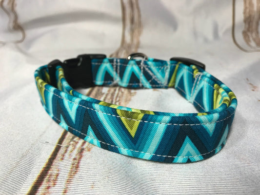 Chevron dog collar, adjustable collar, side release collar, washable, blue and green chevron, red and purple chevron, boy, girl, unisex