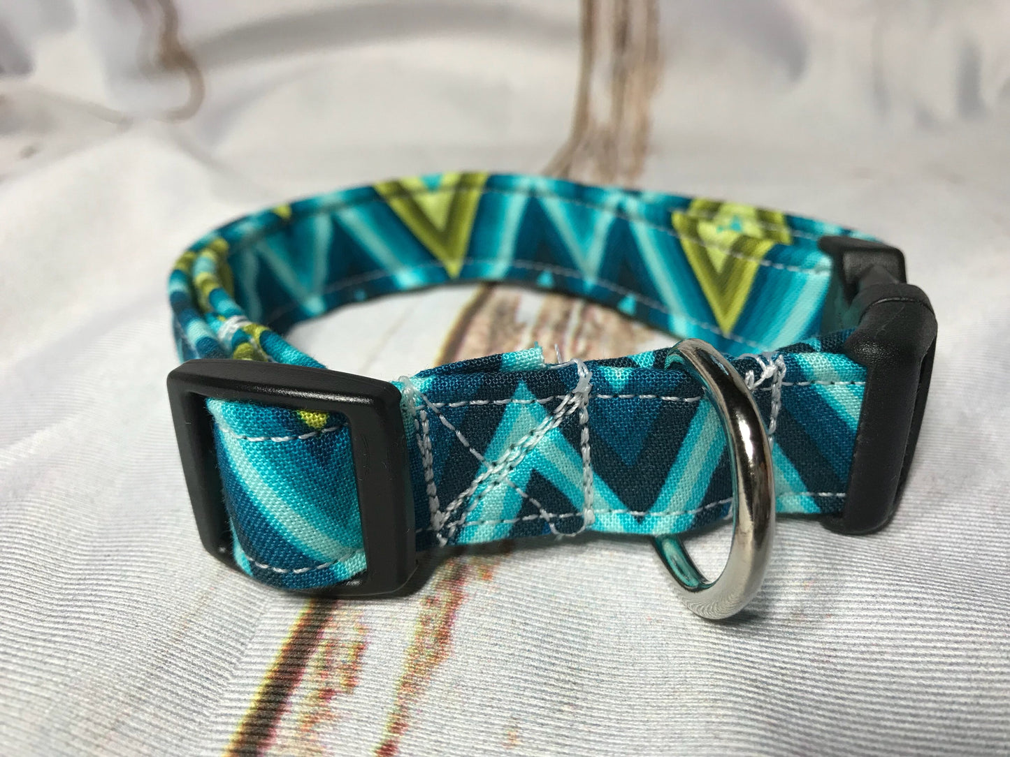 Chevron dog collar, adjustable collar, side release collar, washable, blue and green chevron, red and purple chevron, boy, girl, unisex