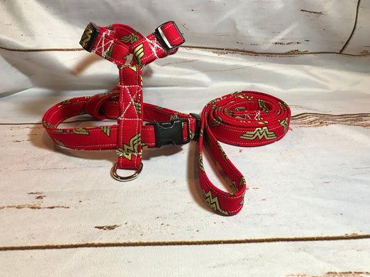 Dog harness, Harness and leash, step in harness, standard harness, dog harness set, red harness, adjustable harness, super woman, super hero