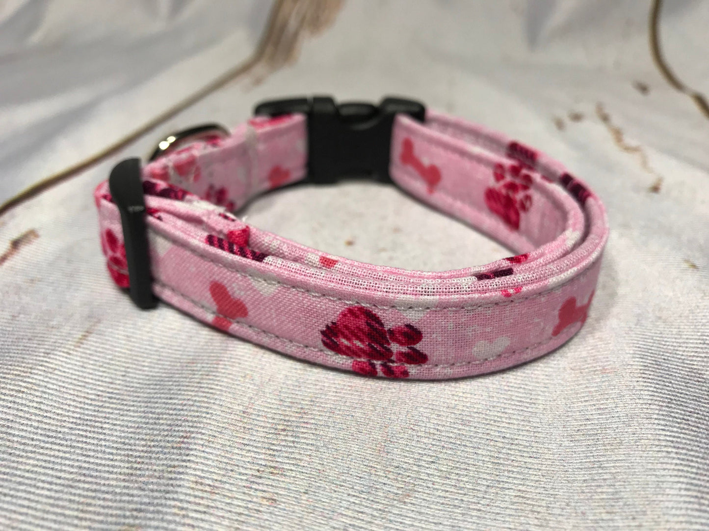Dog Collar, girl dog collar, pink paw dog collar, martingale, adjustable collar, buckle dog collar,  pink, plaid, paws, pink dog collar