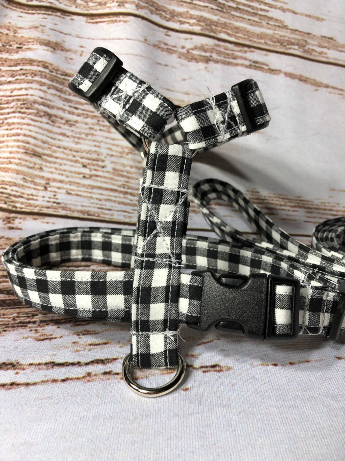 Dog harness, Harness leash set, matching leash, step in harness, standard harness, plaid dog harness, buffalo plaid harness, buffalo check,