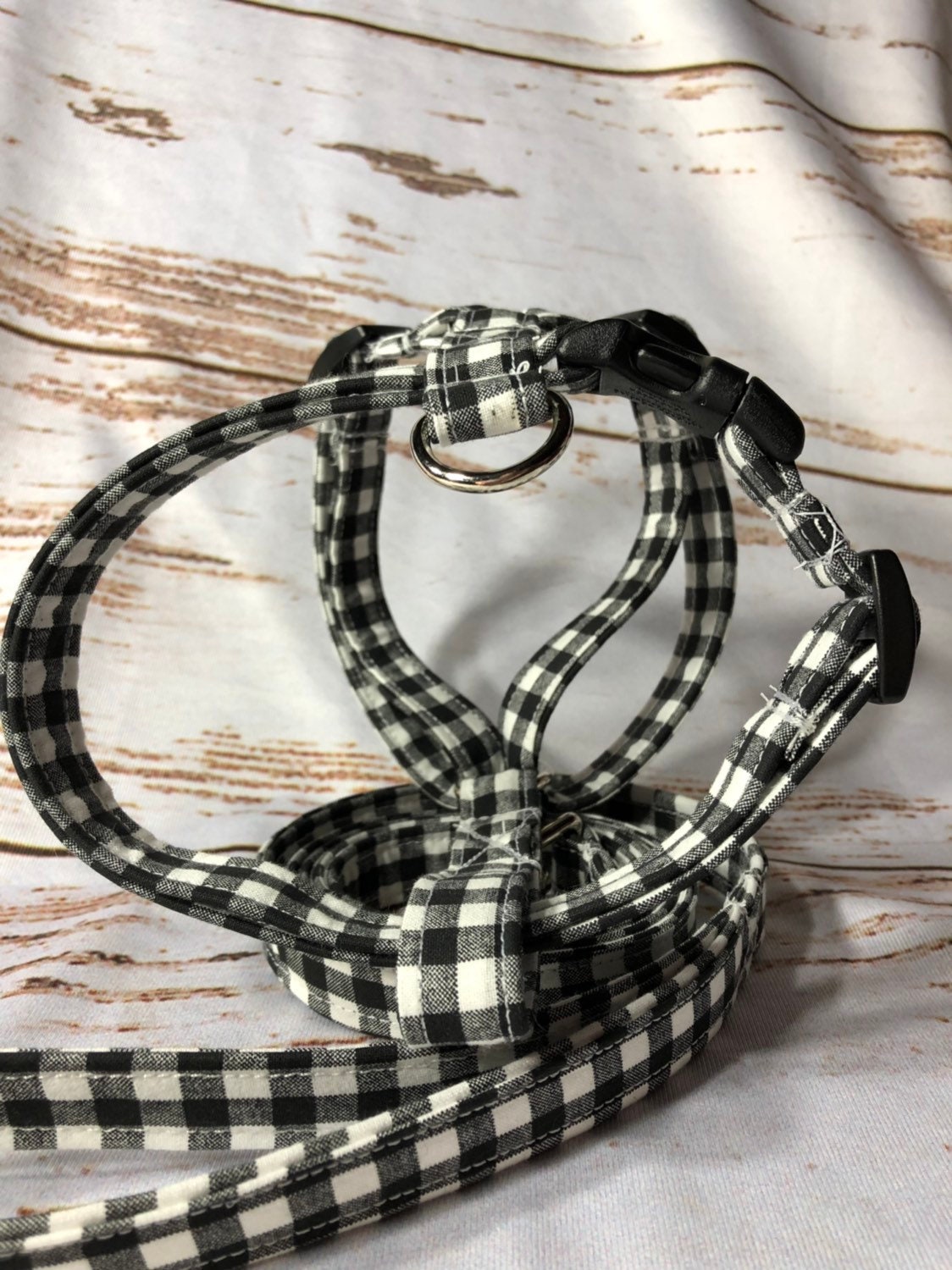 Dog harness, Harness leash set, matching leash, step in harness, standard harness, plaid dog harness, buffalo plaid harness, buffalo check,