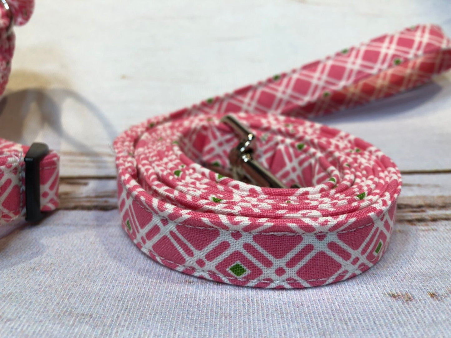 Dog harness, Harness and leash, girl dog harness, dog halter, leash, step in harness, standard harness, dog harness set, pink plaid, pink