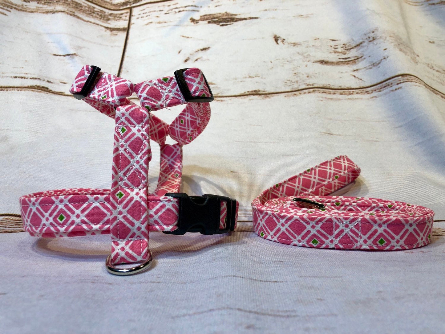 Dog harness, Harness and leash, girl dog harness, dog halter, leash, step in harness, standard harness, dog harness set, pink plaid, pink