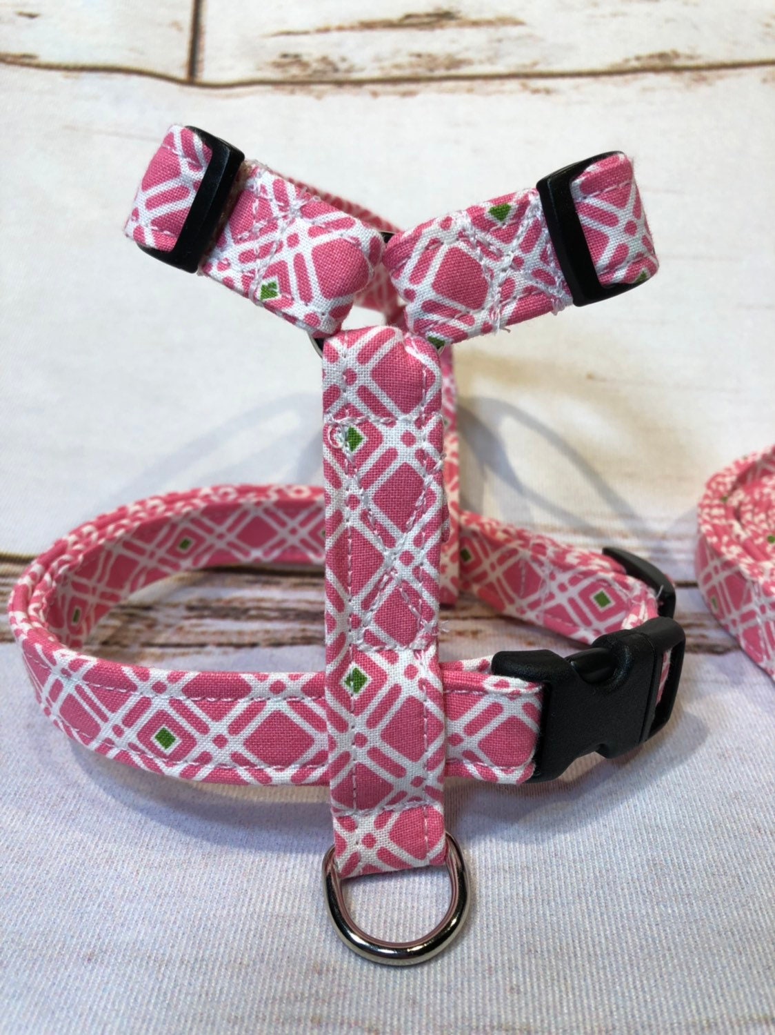 Dog harness, Harness and leash, girl dog harness, dog halter, leash, step in harness, standard harness, dog harness set, pink plaid, pink