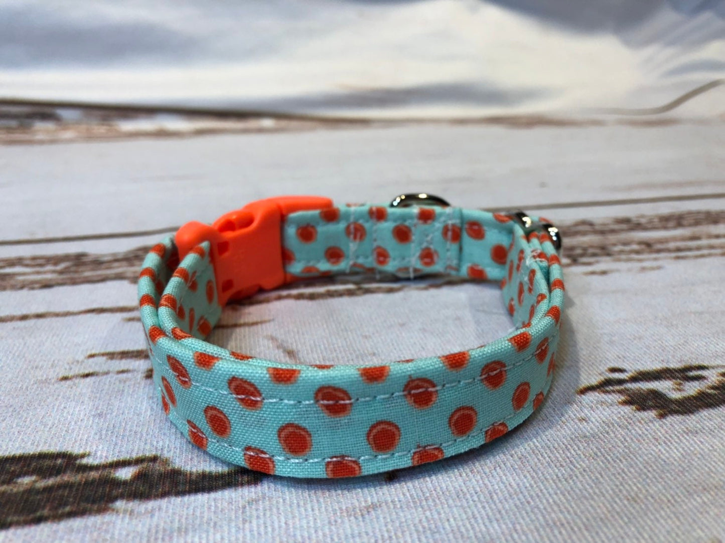 Dog Collar, dog collar girl, martingale collar, adjustable collar, buckle dog collar, mint green, orange, dots, polka dots, nylon collar