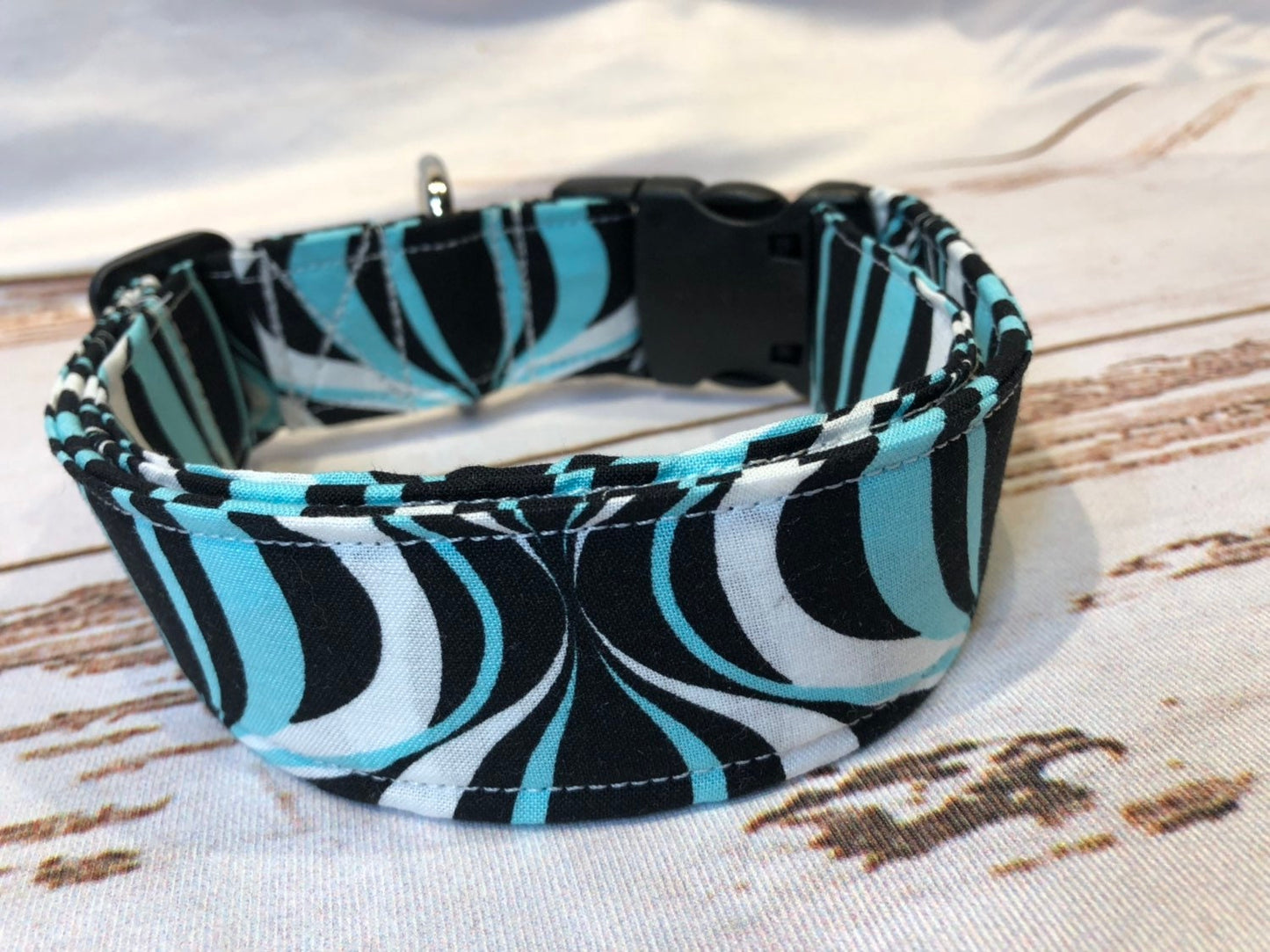 Dog Collar, dog collar girl, dog collar boy, nylon collar, martingale collar, adjustable collar, buckle dog collar, black, aqua, waves