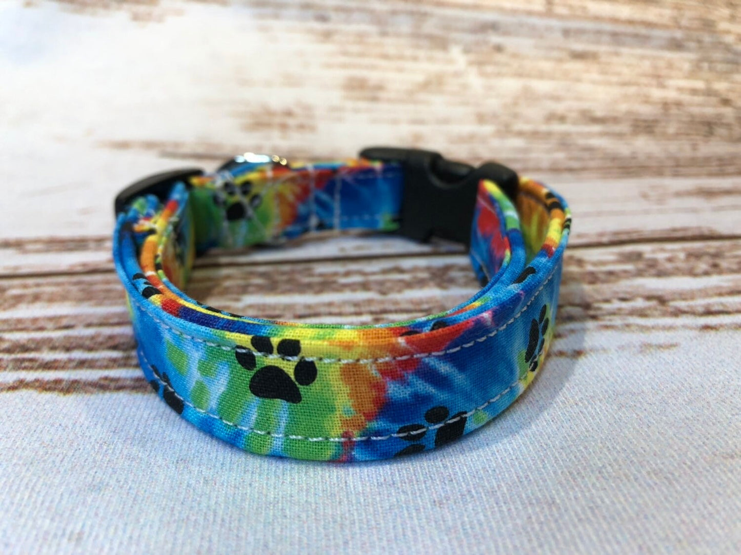 Dog Collar, dog collar boy, tie dye collar, fabric, adjustable collar, buckle dog collar, tie dye, bones, paws, hippy, tie dye print