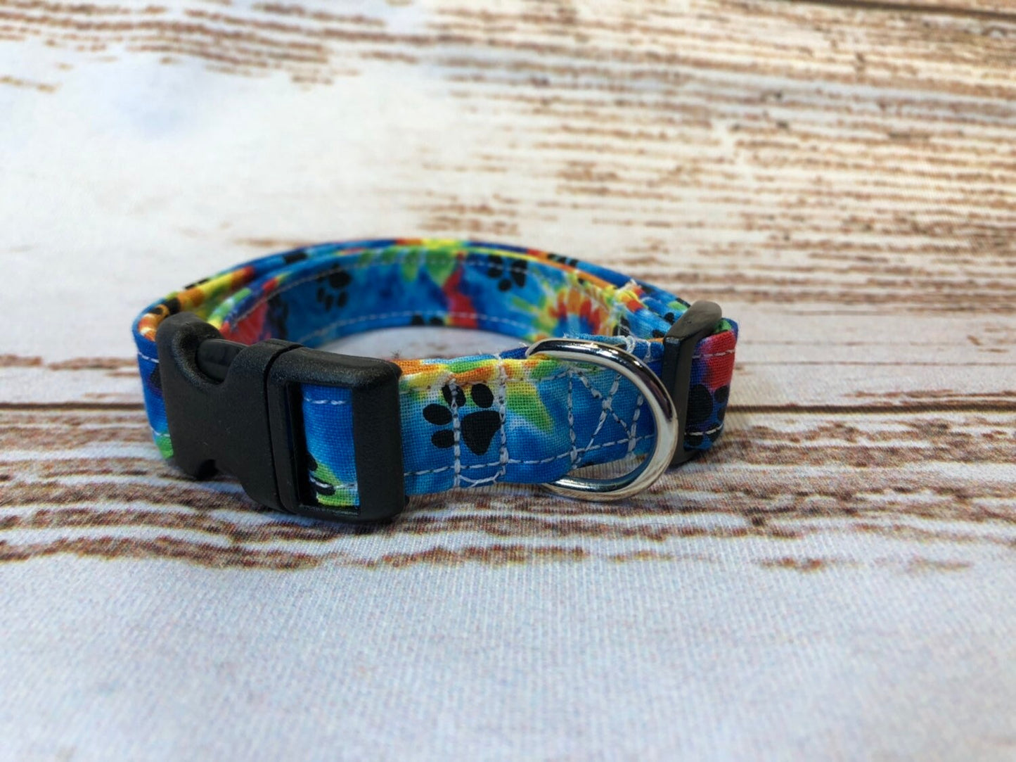 Dog Collar, dog collar boy, tie dye collar, fabric, adjustable collar, buckle dog collar, tie dye, bones, paws, hippy, tie dye print