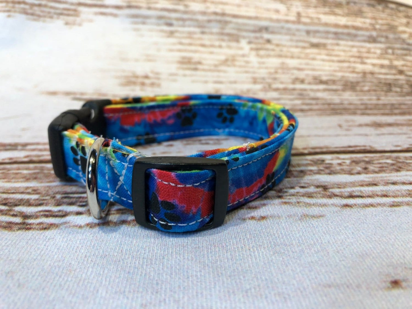 Dog Collar, dog collar boy, tie dye collar, fabric, adjustable collar, buckle dog collar, tie dye, bones, paws, hippy, tie dye print