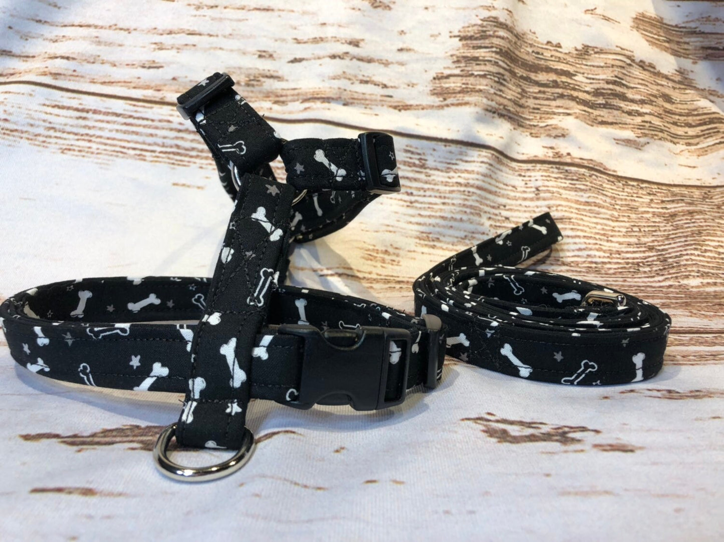 Dog harness, Harness and leash, step in harness, standard harness, boy dog harness, adjustable, dog harness set, black, bones, bone, stars