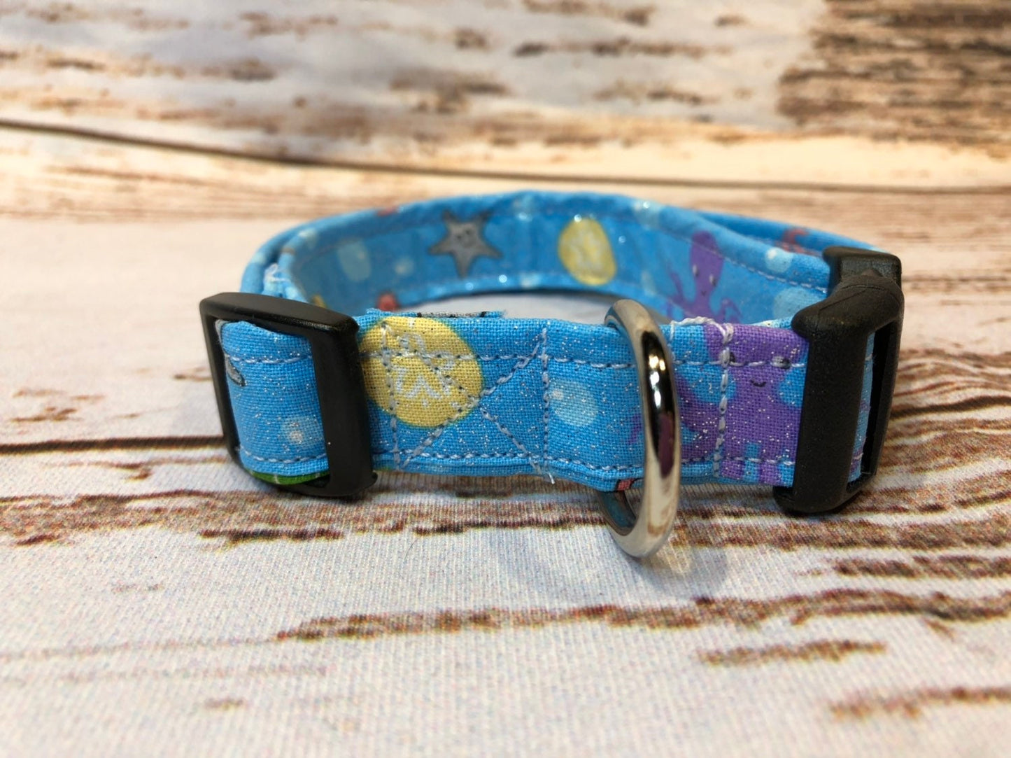 Sea creature dog collar, fish dog collar, sparkles, ocean life, adjustable collar, side release collar, washable collar, fabric dog collar