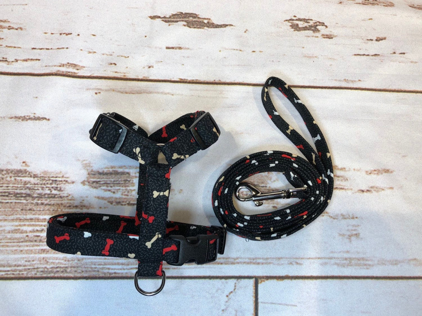 Dog harness, Harness and leash, step in harness, standard harness, adjustable harness, leash,  boy dog harness, bones on black, bone print
