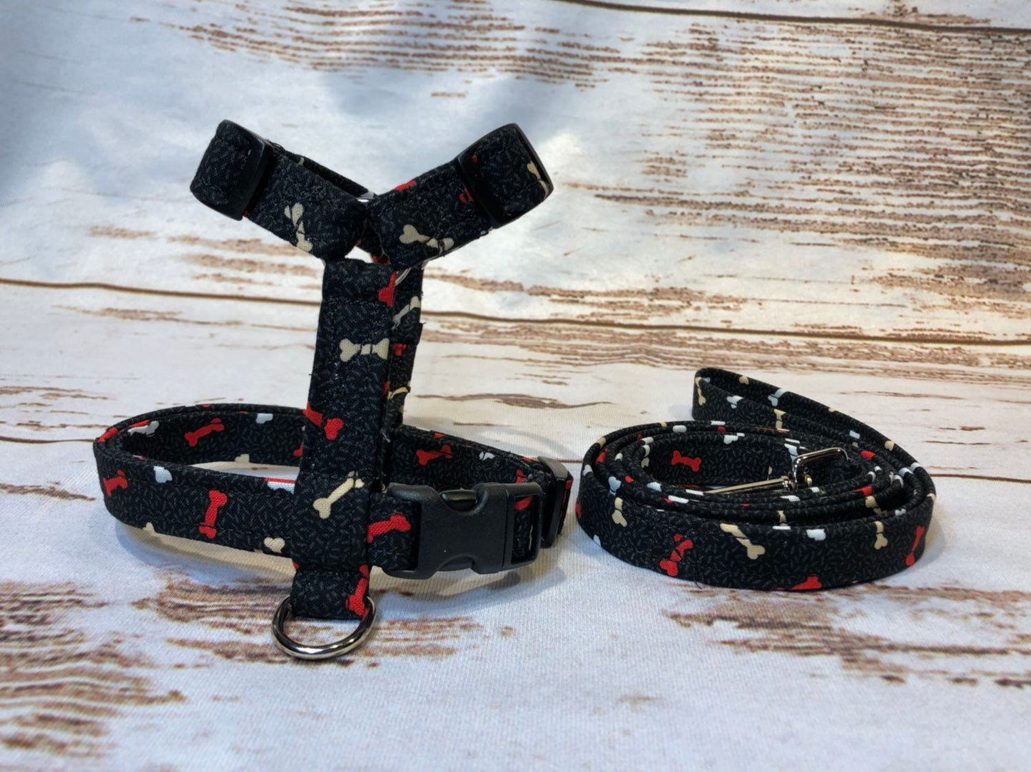 Dog harness, Harness and leash, step in harness, standard harness, adjustable harness, leash,  boy dog harness, bones on black, bone print