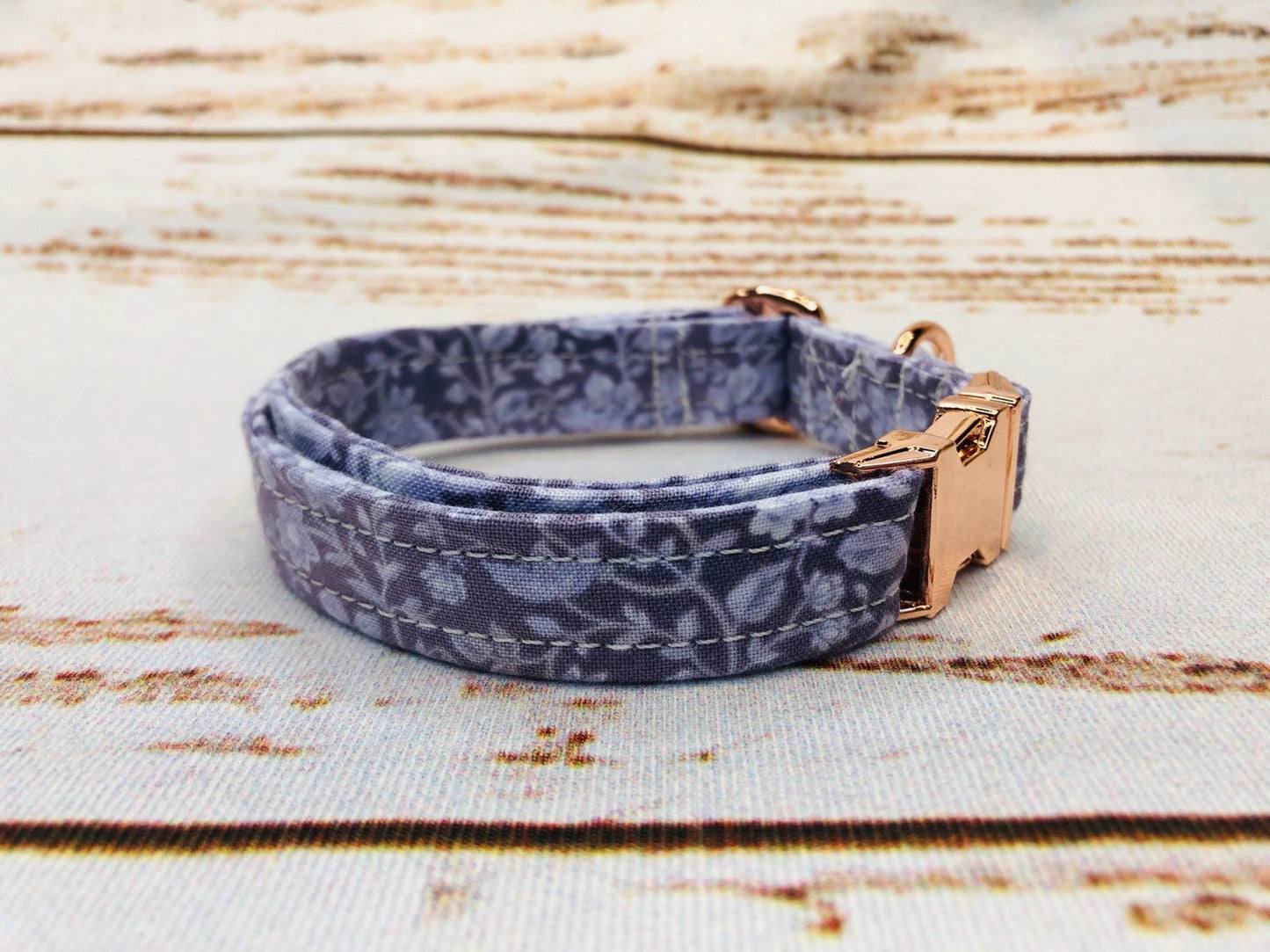 Dog Collar, adjustable collar, metal buckle, martingale, floral dog collar, rose gold hardware, buckle dog collar, lavender, lavender floral