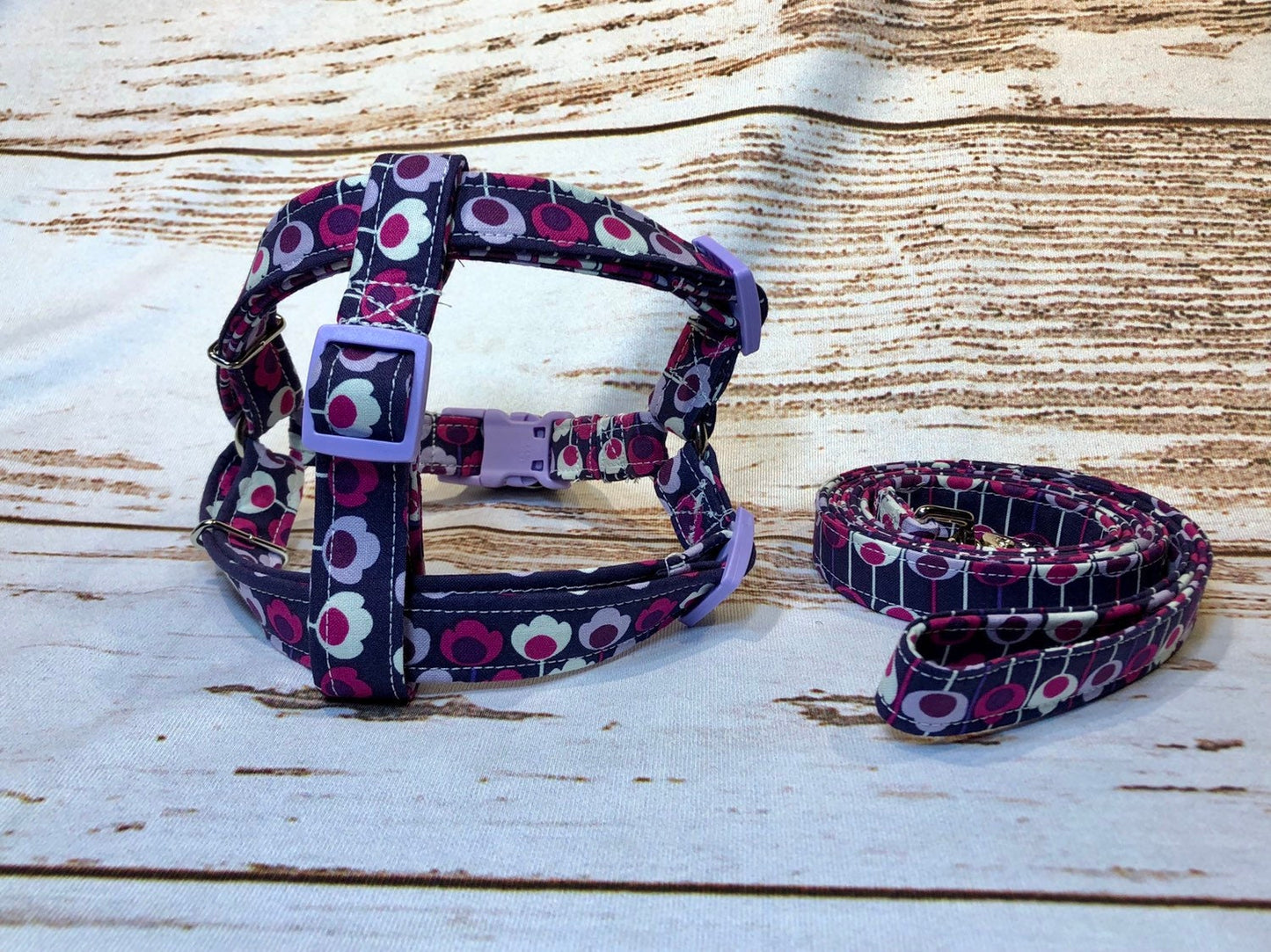 Dog harness, Harness and leash, step in harness, standard harness, dog harness set, adjustable harness, floral dog harness, tulips, purple