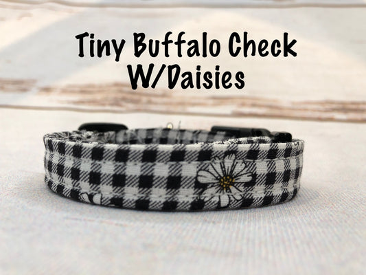 Gingham and daisy dog collar, girl dog collar, cute dog collar, side release collar, adjustable collar, gingham plaid, daisy dog collar
