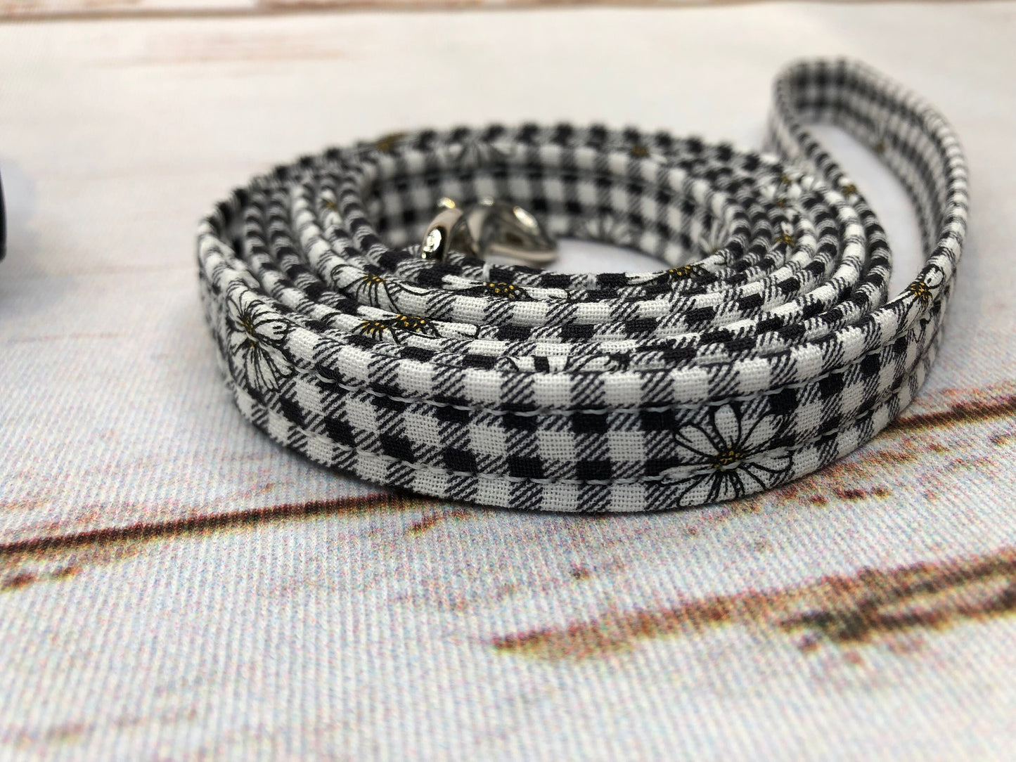 Dog harness, Harness leash set, matching leash, step in harness, standard harness, plaid dog harness, buffalo plaid, buffalo check, plaid,