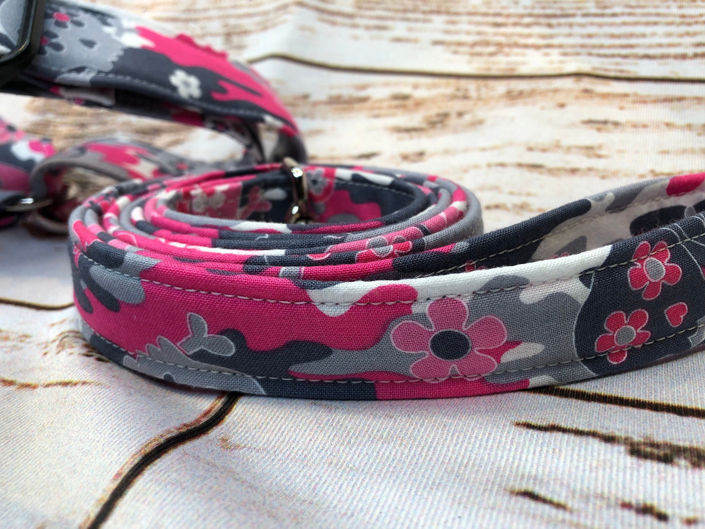 Dog harness, Harness and leash, step in harness, standard harness, dog halter, harness and leash set, dog halter, pink camouflage, skulls