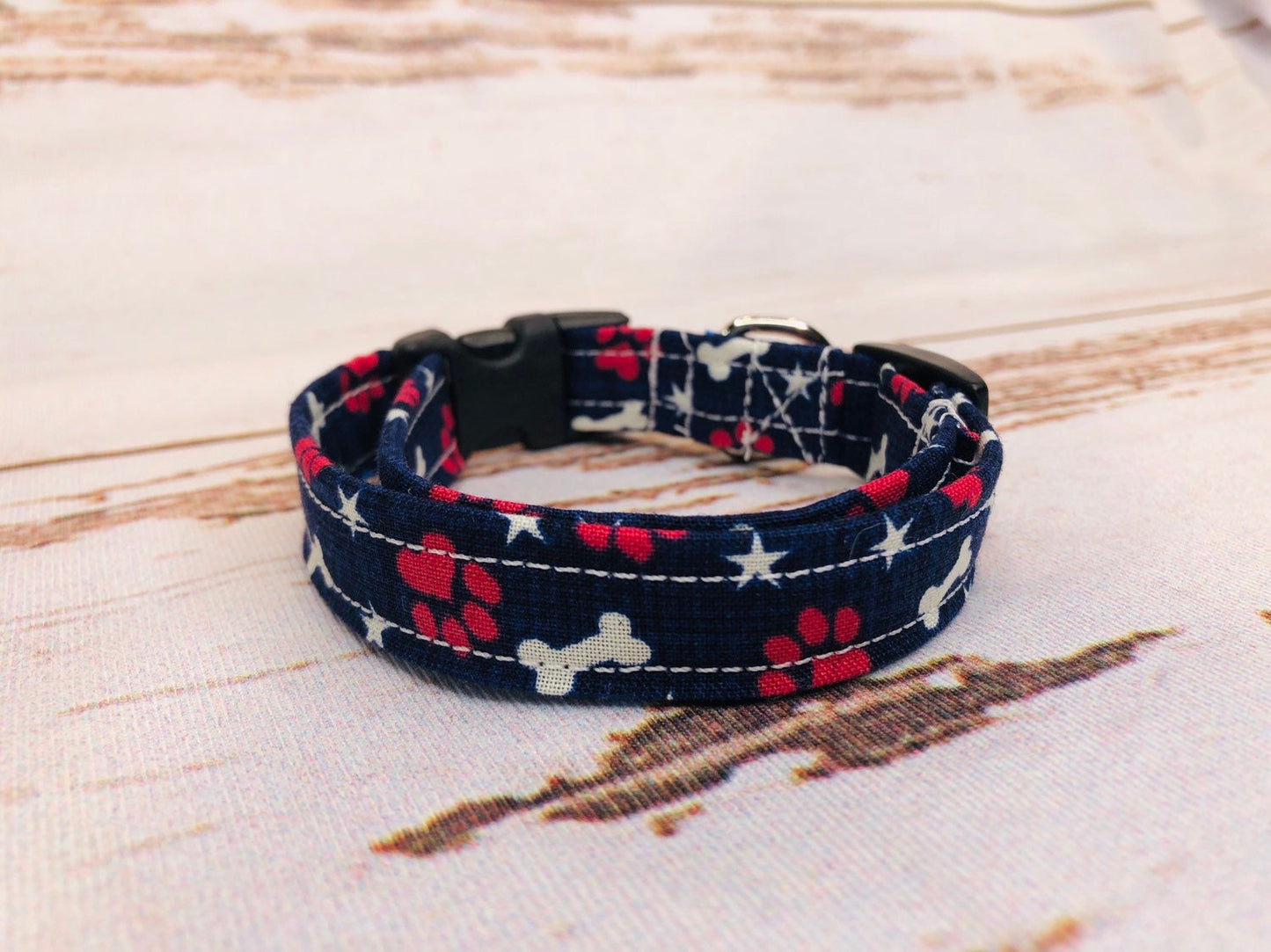 Dog Collar, boy dog collar, adjustable collar, side release collar, buckle dog collar, patriotic dog collar, stars, blue, paws, white stars