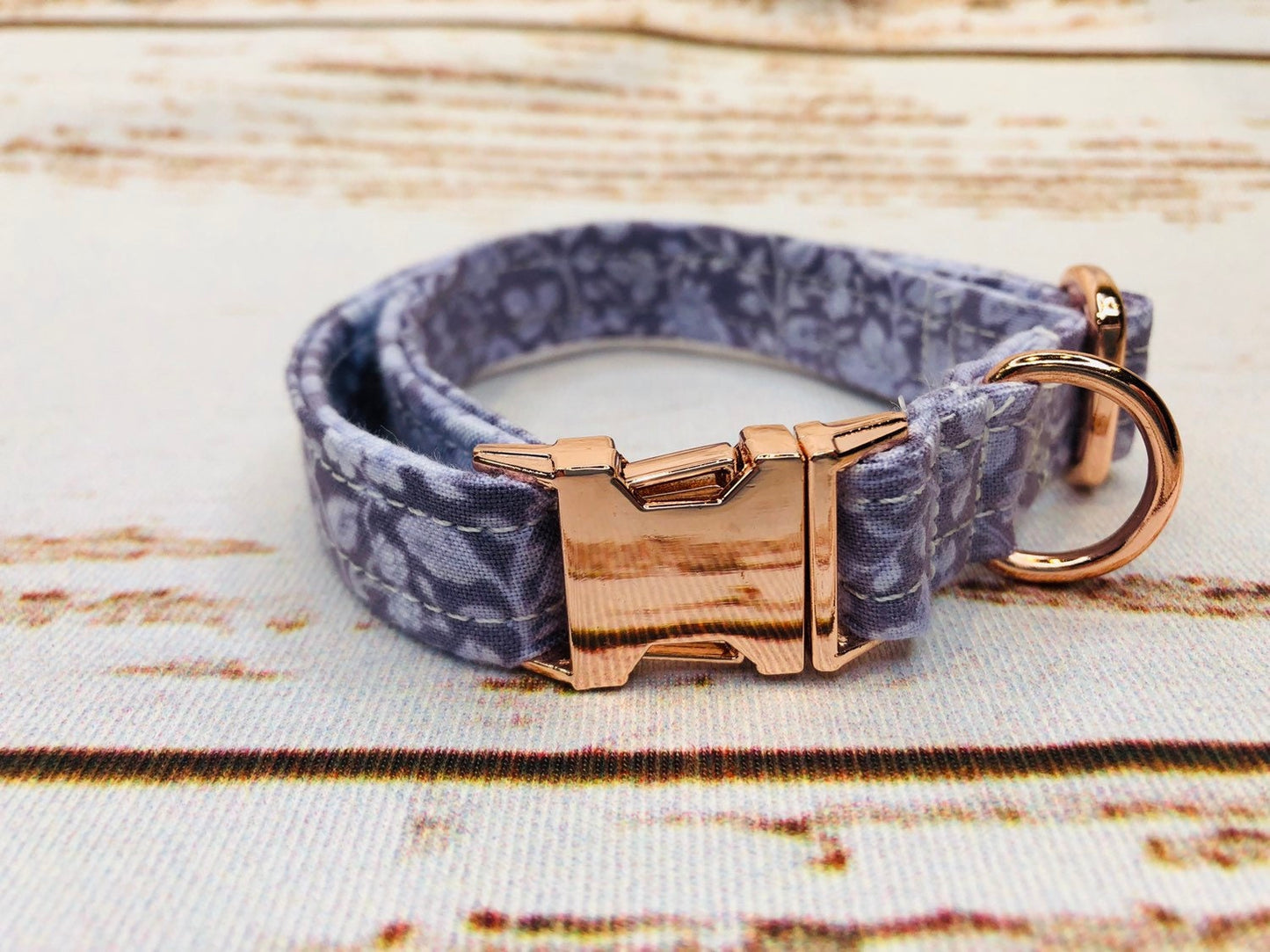 Dog Collar, adjustable collar, metal buckle, martingale, floral dog collar, rose gold hardware, buckle dog collar, lavender, lavender floral