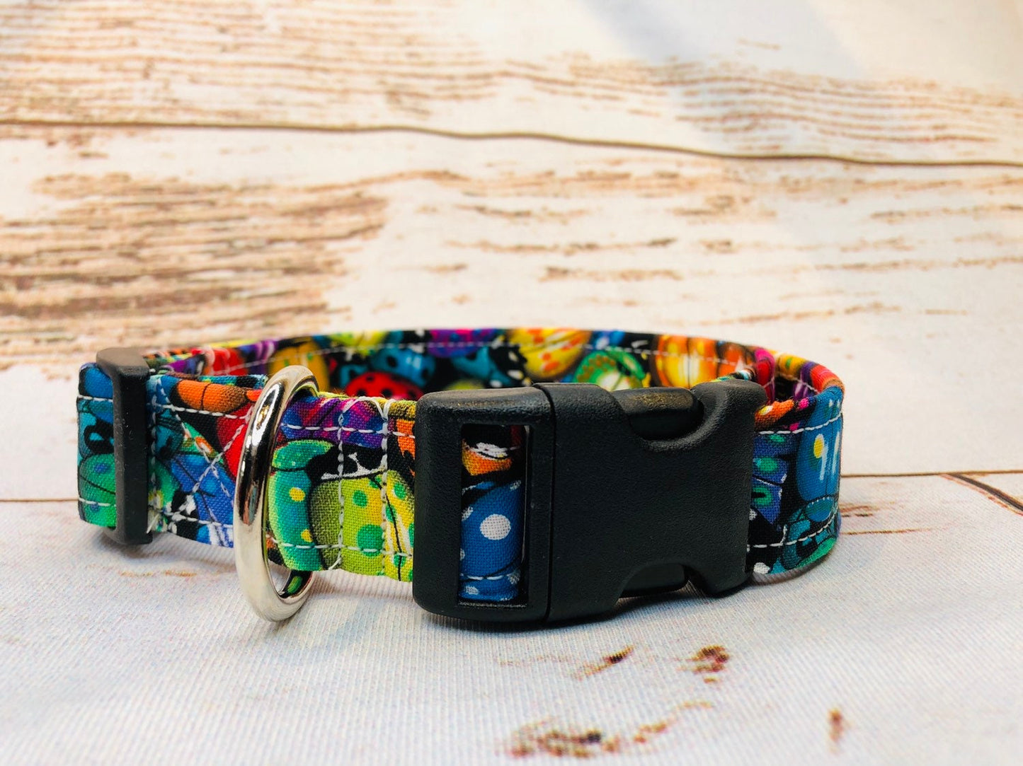 Lady bug dog collar, colorful dog collar, adjustable collar, side release dog collar, fabric dog collar, lady bugs, rainbow, washable collar