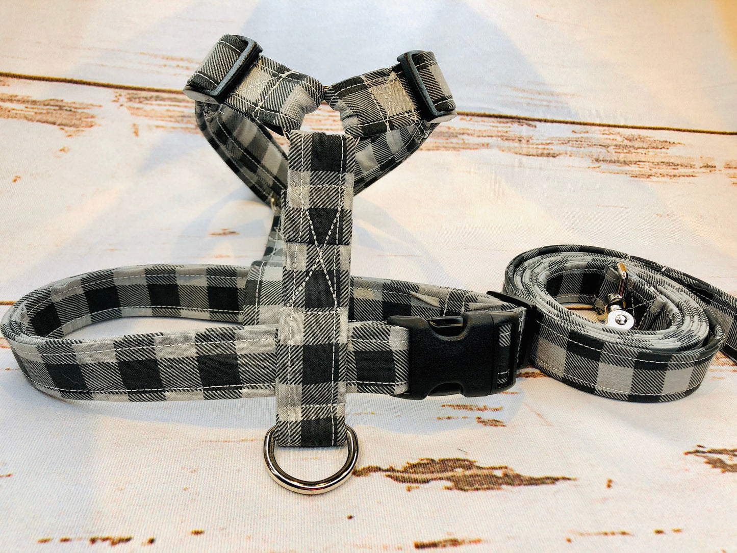 Dog harness, Harness leash set, matching leash, step in harness, standard harness, plaid dog harness, buffalo plaid, buffalo check, plaid,