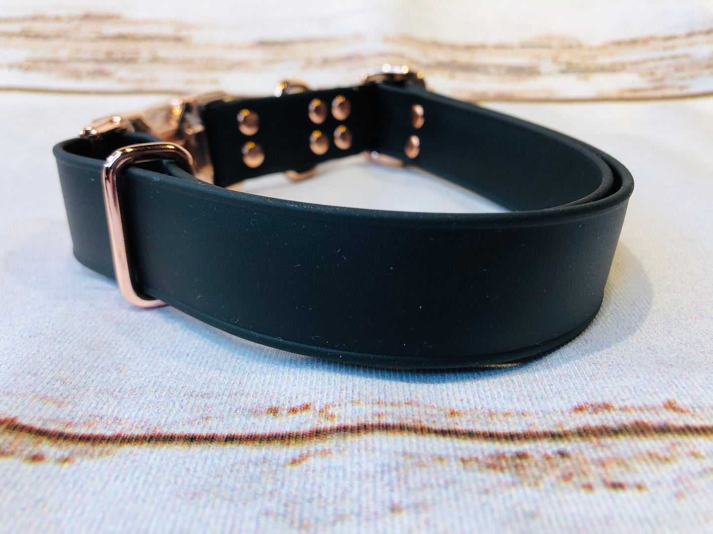 Biothane dog collar, black dog collar, dog collar, buckle dog collar, waterproof collar, Adjustable Biothane Dog Collar, rose gold hardware