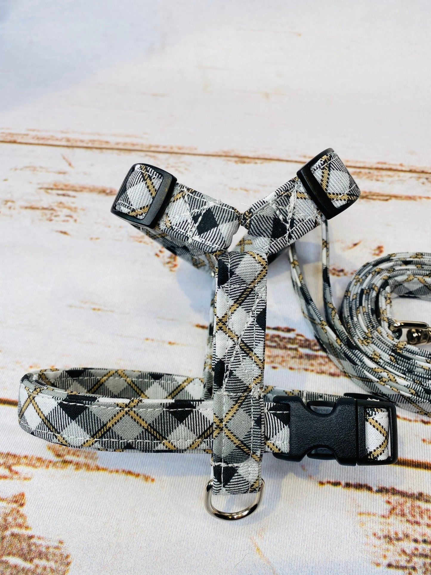 Dog harness, Harness and leash set, matching leash, step in harness, standard harness, plaid dog harness, black and gray plaid, plaid