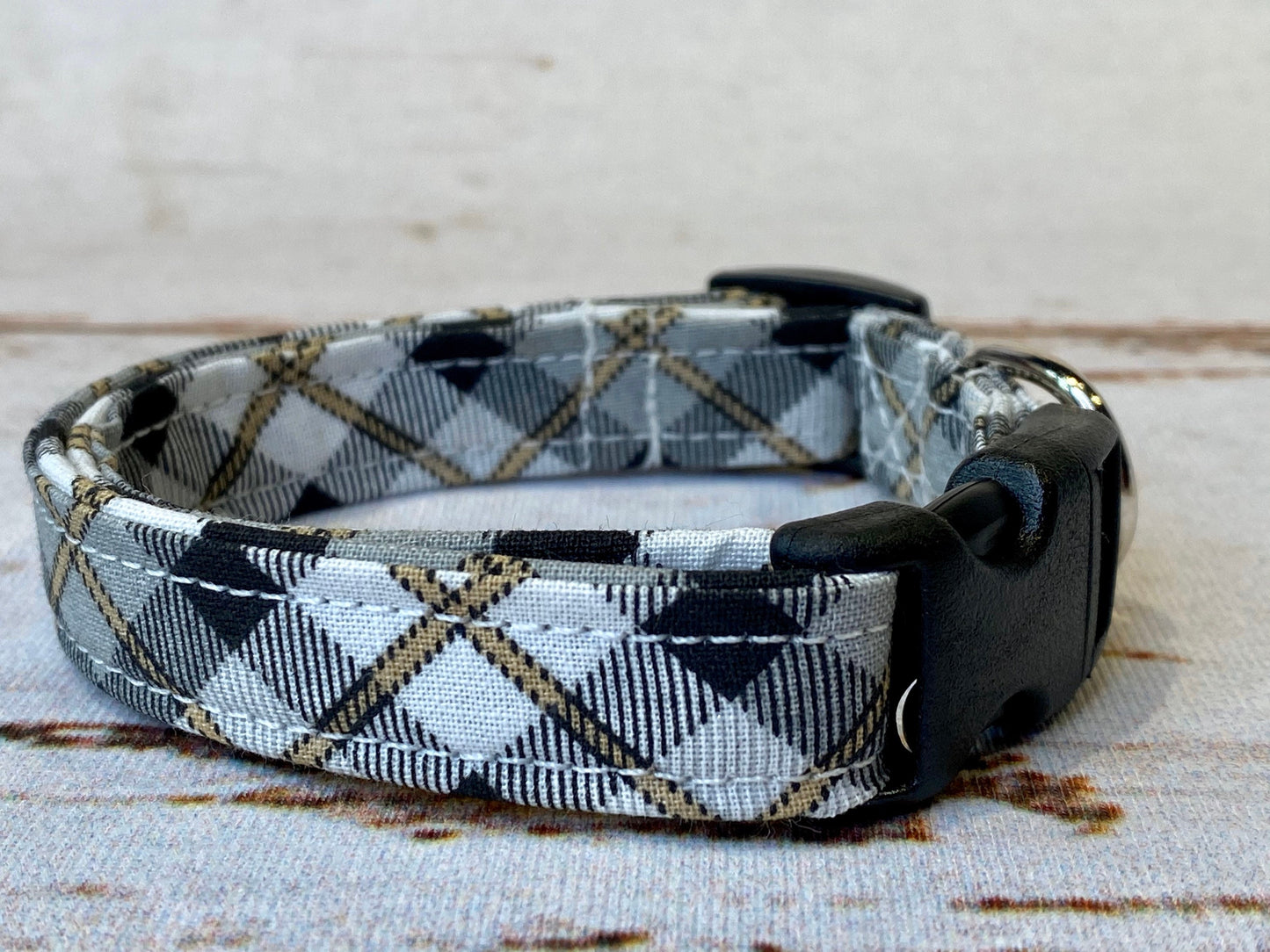Dog Collar, dog collar girl, dog collar boy, martingale collar, adjustable collar, buckle dog collar, gray and black plaid, plaid dog collar