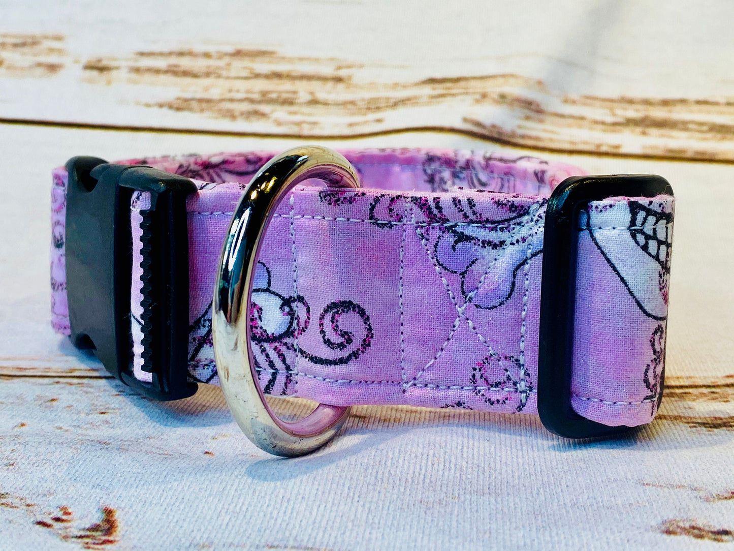 Pink skull dog collar, wide dog collar, girly skull, sparkles, side release collar, adjustable collar, pink, skull, washable, fabric collar