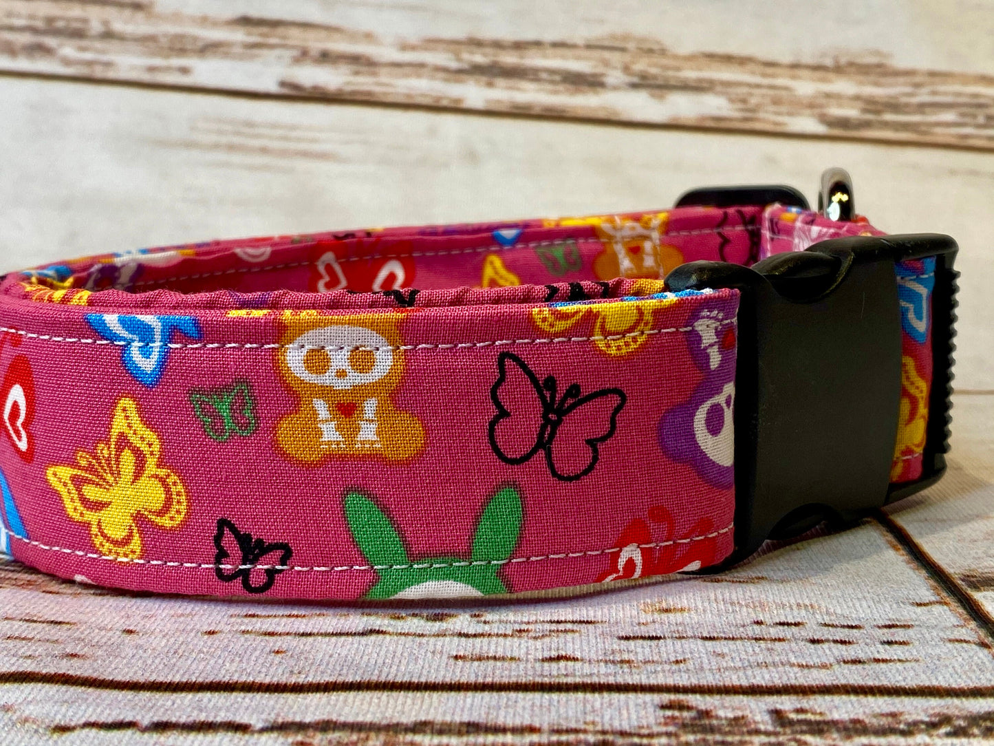 Dog Collar, female dog collar, skull dog collar, adjustable collar, buckle dog collar, martingale, nylon, butterfly dog collar, pink, skull