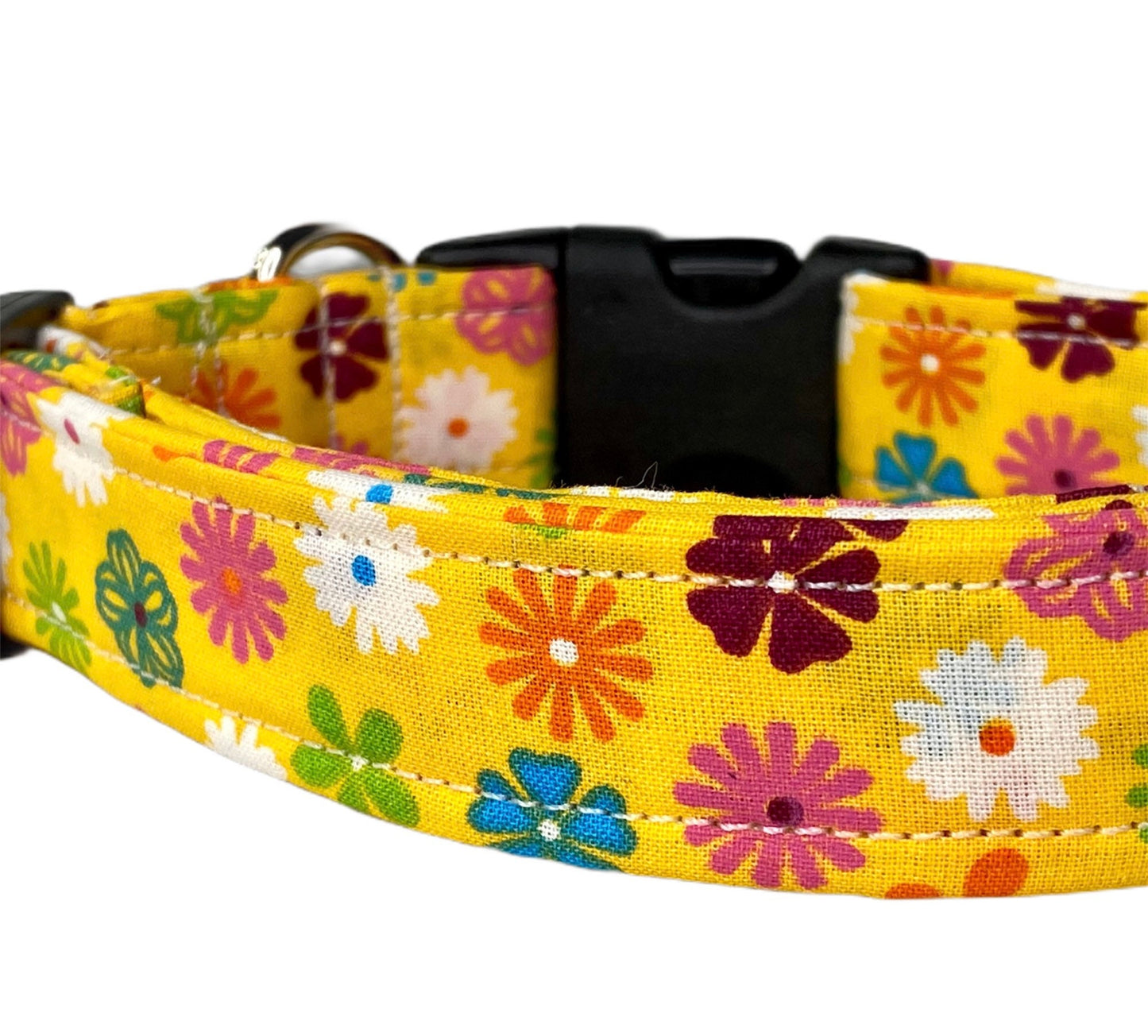 Dog Collar, girl dog collar, floral dog collar, adjustable collar, buckle dog collar, yello, daisy, daisies, floral collar, daisy dog collar