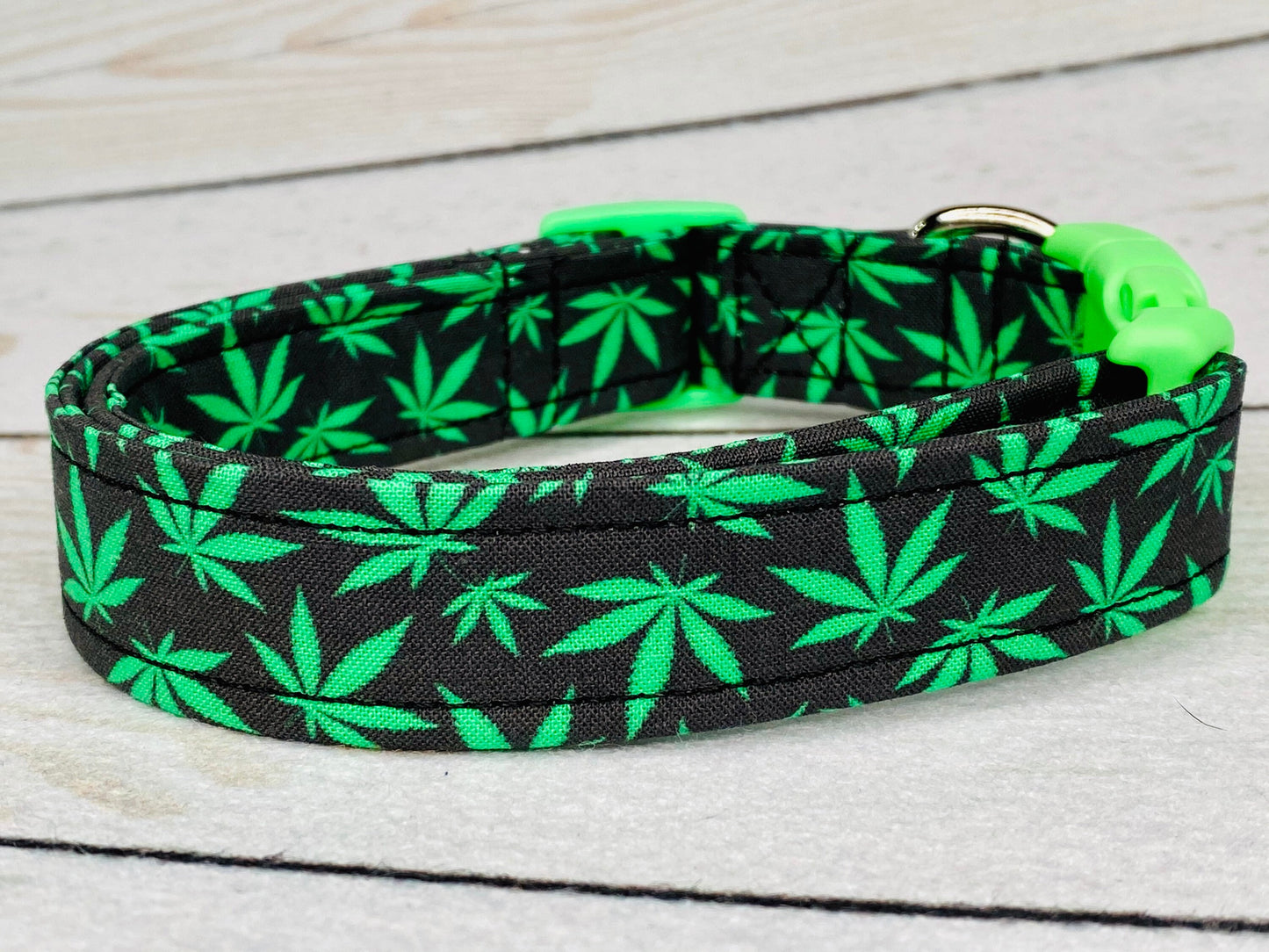 Dog Collar, 420 dog collar, funny dog collar, pot collar, adjustable collar, Mary Jane, weed dog collar, marijuana dog collar, 420, green